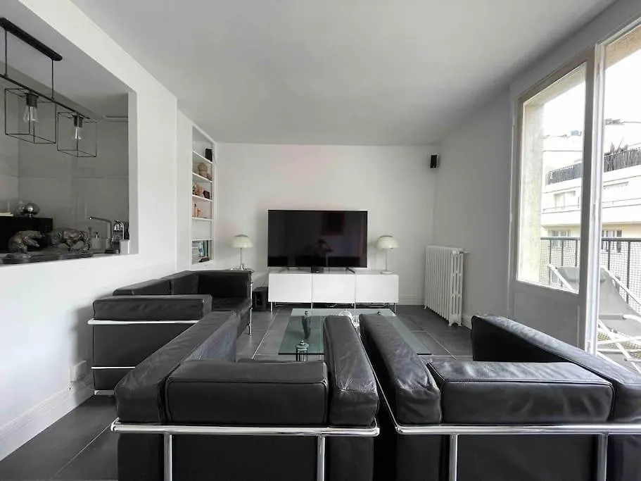 French Design Appartement Commerces Paris Apartment
